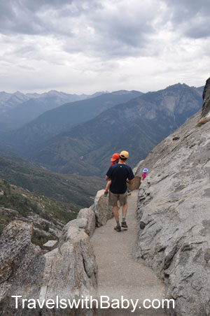 Sequoia-Moro-Rock-carried Toddler carried by dad on Moro Rock Trail
