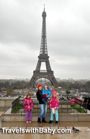 paris-cold-kids-eiffel-tower Paris in winter, with kids